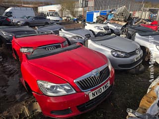 Dismantling a car for parts