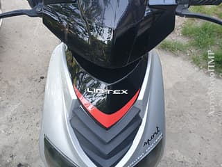 Продам Yamaha xj 600 на полном ходу, документы в порядке. Продам скутер в отличном состоянии.  Пробег 7тыс км. Сел и поехал
