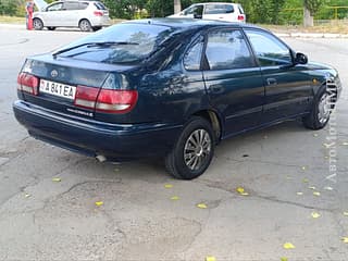 Selling Toyota Avensis, 1993, gasoline-gas (methane), mechanics. PMR car market, Tiraspol. 