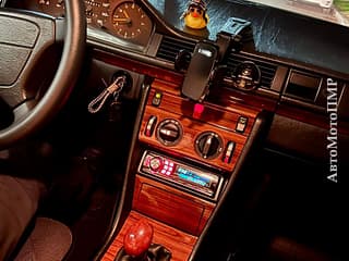 Легендарный мерседес 124 вложено много любви и средств больше 5 тыс дол. пишите