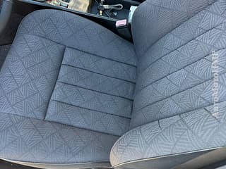 Легендарный мерседес 124 вложено много любви и средств больше 5 тыс дол. пишите