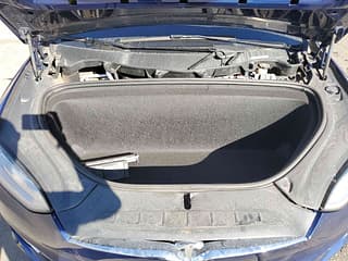 Максимальная комплектация Тесла х на обмен пишите 77751188