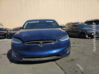 Максимальная комплектация Тесла х на обмен пишите 77751188