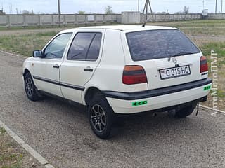 Selling Volkswagen Golf, 1993, gasoline-gas (methane), mechanics. PMR car market, Tiraspol. 