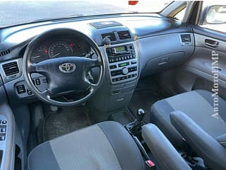 Продам Toyota Avensis Verso, 2003 г.в., дизель, механика. Авторынок ПМР, Тирасполь. АвтоМотоПМР.