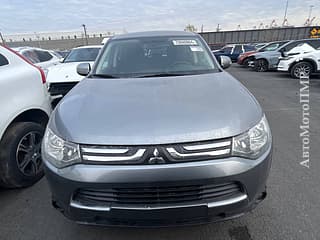 Selling Mitsubishi Outlander, 2014, petrol, аutomatic. PMR car market, Tiraspol. 