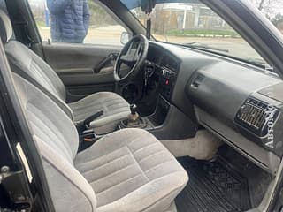 Volkswagen Passat, 1990, бензин-газ (метан), механика. Тирасполь