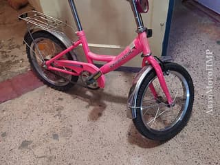 Продается подростковый велосипед (примерно на 7-10 лет), колеса 24. Продам велосипед детский 6-9 лет