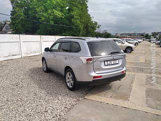 Selling Mitsubishi Outlander, 2014, gasoline-gas (methane), аutomatic. PMR car market, Tiraspol. 