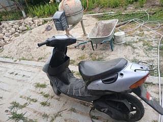 Продам сузуки лэц 2  Надо менят поршневая и тросик газа  Нет доки.. Car and Motorcycle Market in Moldova and Pridnestrovie