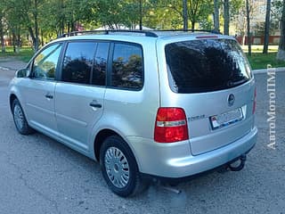 Vând Volkswagen Touran, 2007 a.f., benzină-gaz (metan), mecanica. Piata auto Pridnestrovie, Tiraspol. AutoMotoPMR.