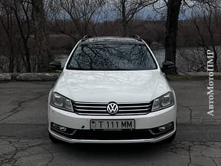 Vând Volkswagen Passat, 2014 a.f., benzină-gaz (metan), automata. Piata auto Pridnestrovie, Tiraspol. AutoMotoPMR.