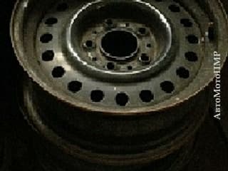 Wheels and tires in Moldova and Pridnestrovie. Продаю диски . 5х120 радиус 15. БМВ е34 . Диски в отличном состоянии
