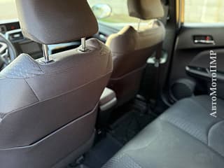 Свежепригнан приус в отличном состоянии пишите