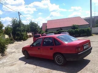 Продам Opel Vectra, 1992 г.в., бензин, механика. Авторынок ПМР, Тирасполь. АвтоМотоПМР.