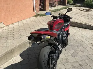 Продам Yamaha YZF R1 2004.