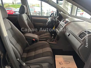 Продам Volkswagen Touran, 2008 г.в., бензин-газ (метан), механика. Авторынок ПМР, Первомайск. АвтоМотоПМР.