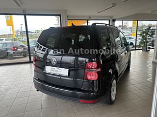 Продам Volkswagen Touran, 2008 г.в., бензин-газ (метан), механика. Авторынок ПМР, Первомайск. АвтоМотоПМР.