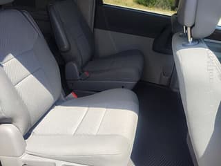 Крайслер вояджер 7 мест газ метан автомат или на обмен пишите