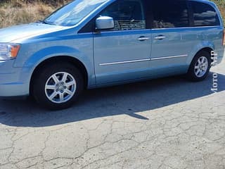 Крайслер вояджер 7 мест газ метан автомат или на обмен пишите