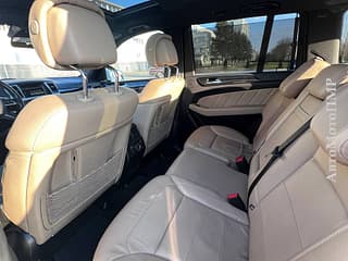 Selling Mercedes GL Class, 2015, petrol, аutomatic. PMR car market, Tiraspol. 