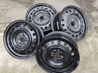 Spare parts and disassembly of passenger cars<span class="ans-count-title"> (0)</span>. Продам железки 4/100 R15 Рыбница