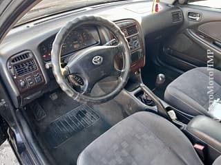 Продам Toyota Avensis, 2002 г.в., бензин, механика. Авторынок ПМР, Тирасполь. АвтоМотоПМР.