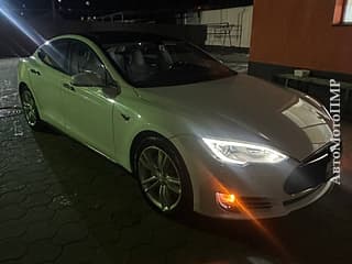 Selling Tesla Model S, 2014, electro, аutomatic. PMR car market, Tiraspol. 