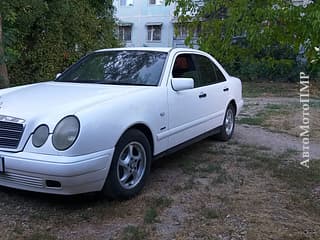 Vând Mercedes E Класс, 1998 a.f., diesel, mecanica. Piata auto Pridnestrovie, Tiraspol. AutoMotoPMR.