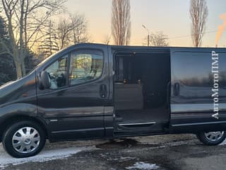 Опель виваро отличный бусик на обмен пишите 77751188 ватсап телеграм