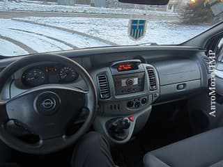 Опель виваро отличный бусик на обмен пишите 77751188 ватсап телеграм