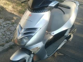  Scooter, Aprilia, Leonardo, 2000 a.f., 150 cm³ (Injector de benzină) • Мotorete și Scutere  în Transnistria • AutoMotoPMR - Piața moto Transnistria.