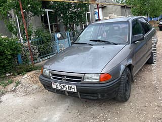 Opel Astra 1992 Машина не разу не подводила. Продажа автомобилей в Тирасполе