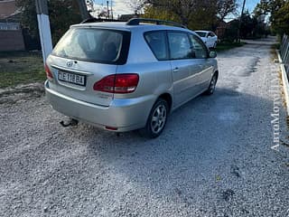 Vând Toyota Avensis Verso, 2003, diesel, manuala. Piata auto Pridnestrovie, Tiraspol. AutoMotoPMR.