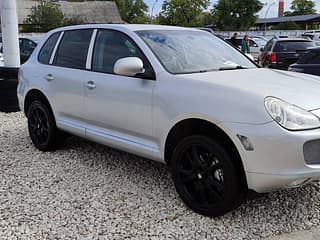 Selling Porsche Cayenne, 2004 made in, gasoline-gas (propane), machine. PMR car market, Tiraspol. 