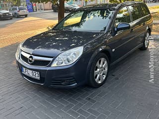 Максимальная комплектация очень экономный авто!. Продаю отличный редуктор 3,23.  Мерседес 190 -124