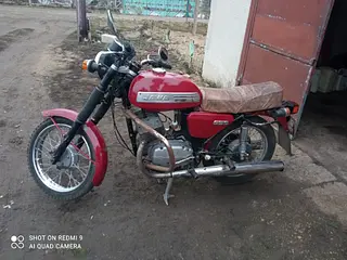 Продам Яву срочноэлектронное зажигание доки впоряде