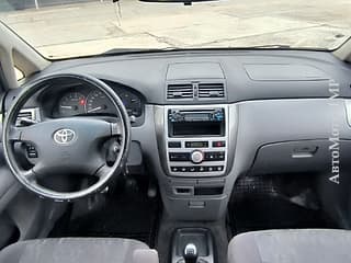 Selling Toyota Avensis Verso, 2003, diesel, mechanics. PMR car market, Tiraspol. 