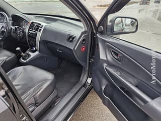 Надежный кроссовер можно на обмен пишите 77751188