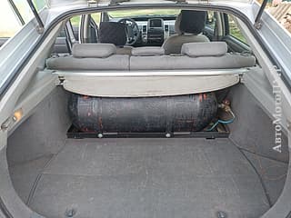 Приус в хорошей комплектации гибрид метан