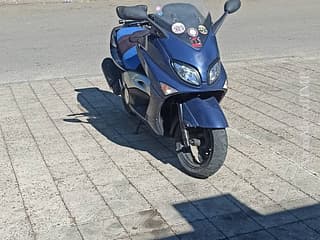  Maxiscooter • Мotorete și Scutere  în Pridnestrovie • AutoMotoPMR - Piața moto Pridnestrovie.