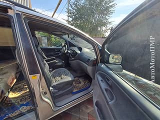 Selling Toyota Previa, 2002 made in, diesel, mechanics. PMR car market, Tiraspol. 