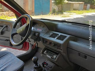 Vând Renault Clio, 1992 a.f., benzină, mecanica. Piata auto Transnistria, Tiraspol. AutoMotoPMR.