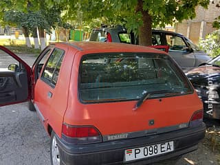 Vând Renault Clio, 1992 a.f., benzină, mecanica. Piata auto Transnistria, Tiraspol. AutoMotoPMR.