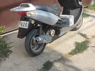 Продам скутер, с документами на ходу.