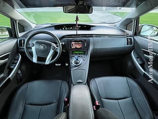 Продам Toyota Prius, 2011, гибрид-газ (метан), автомат. Авторынок ПМР, Тирасполь. АвтоМотоПМР.