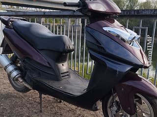 Продается двухместный  2011г. По тех 124, а так 150куб. Обслужен. Maxiscooter