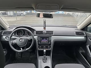VW Passat B8 2.0 бензин, 2018 год. Состояние нового авто, пробег 44000 км