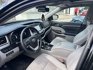 Продам Toyota Highlander, 2016, гибрид, автомат. Авторынок ПМР, Тирасполь. АвтоМотоПМР.