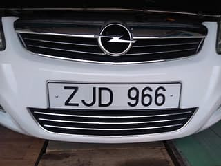 Продам Opel Zafira, 2009 г.в., бензин-газ (пропан), механика. Авторынок ПМР, Тирасполь. АвтоМотоПМР.